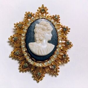 COSTUME FRANCOIS CLEAR & SMOKEY GRAY STONES‎ CAMEO BROOCH/ PENDANT Vintage